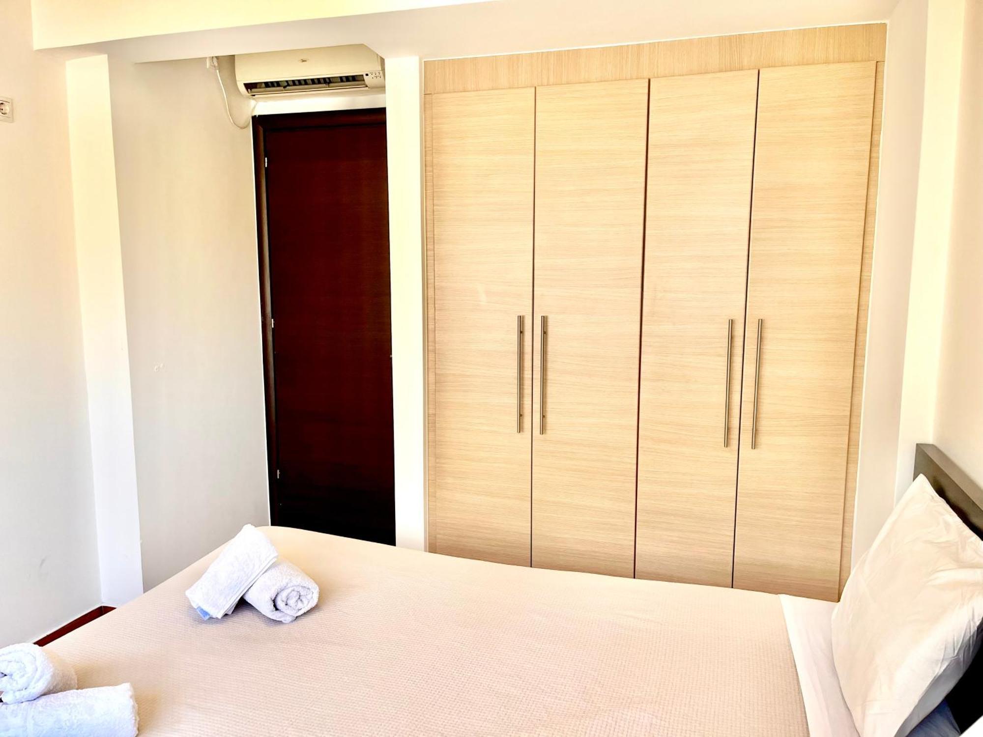 Elvita Apartments 2 Atene Esterno foto